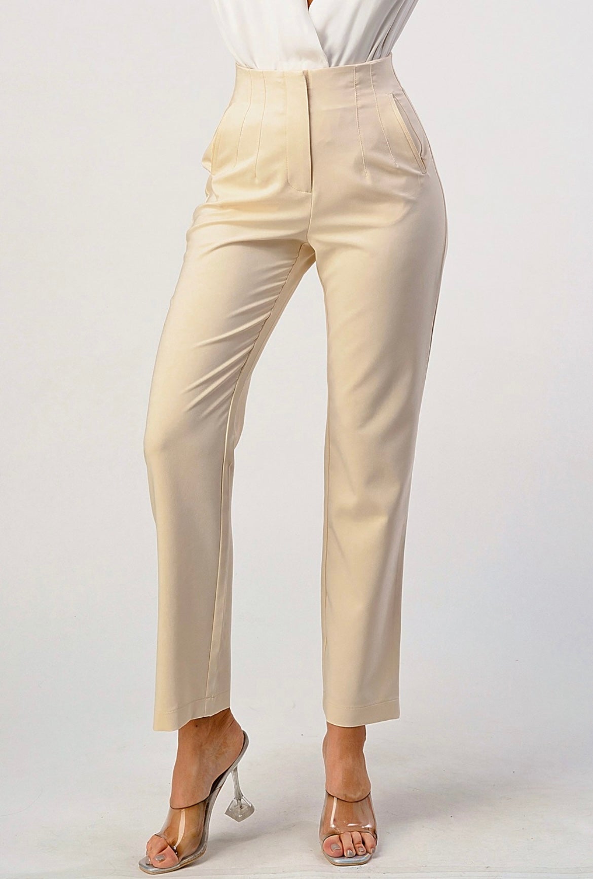 Vivian Darted Trousers (Cream)